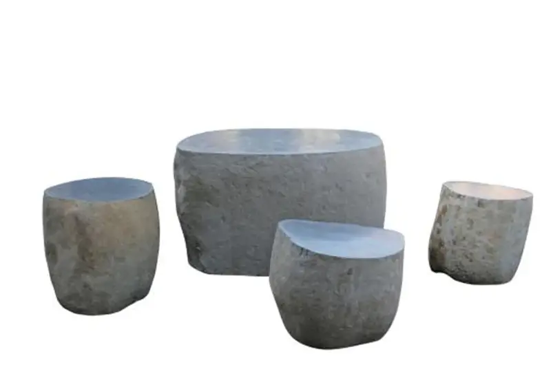 Product image 3 of the product “Table made from Naturestone Riverstone 110x85x50 cm ”